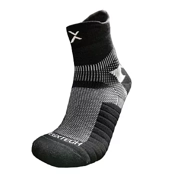 EGXtech 衣格P82I中筒籃球襪(黑白色)M號2雙入
