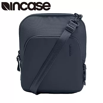 【Incase】A.R.C. Crossbody Bag PU防水塗層 斜背包 (海軍藍)