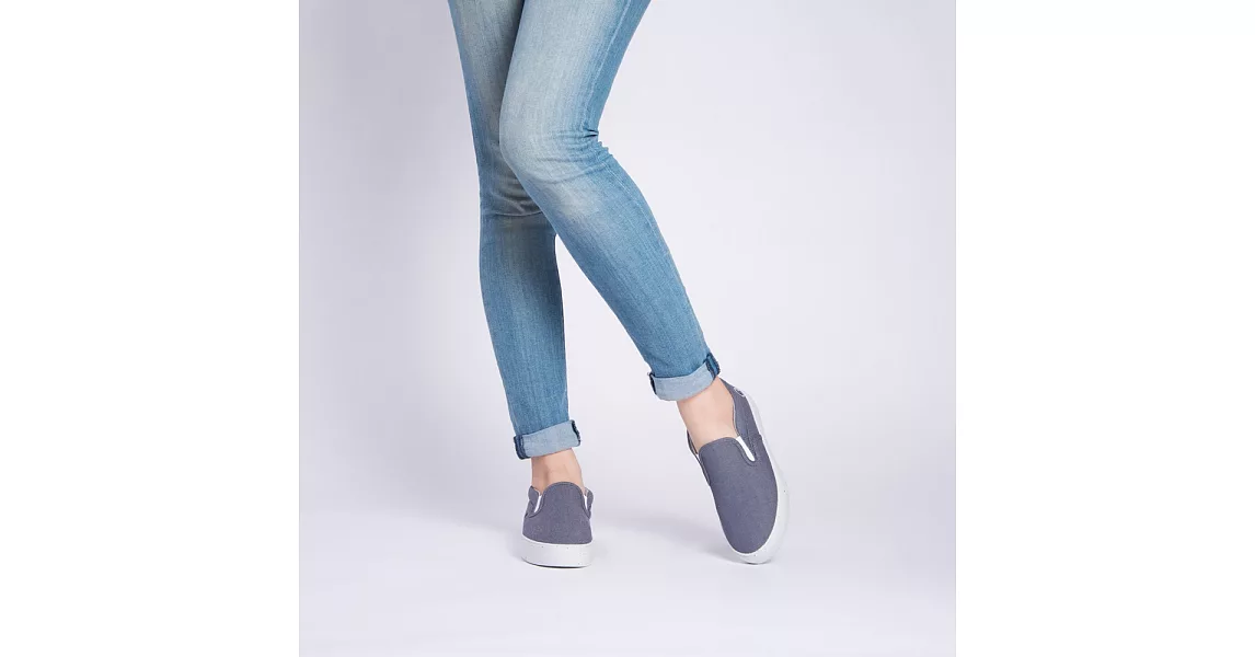 FYE法國環保鞋 新款懶人鞋  台灣寶特瓶纖維(再回收概念,耐穿,不會分解) 女生款--方便‧簡約。39牛仔藍