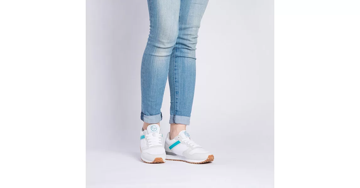 FYE新一代復古慢跑鞋  淺灰/天空藍 日本超纖環保休閒鞋(再回收概念,耐穿,不會分解)  女生款---舒適‧時尚。36淺灰/天空藍