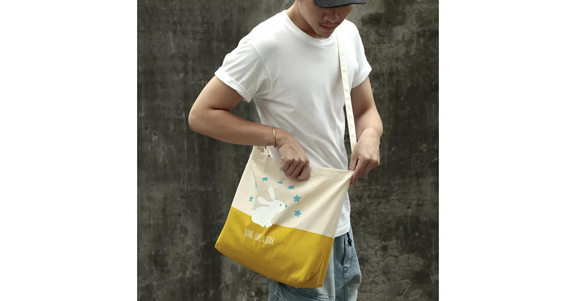 `0416x1024／守護星／斜背手提二用包。厚棉感