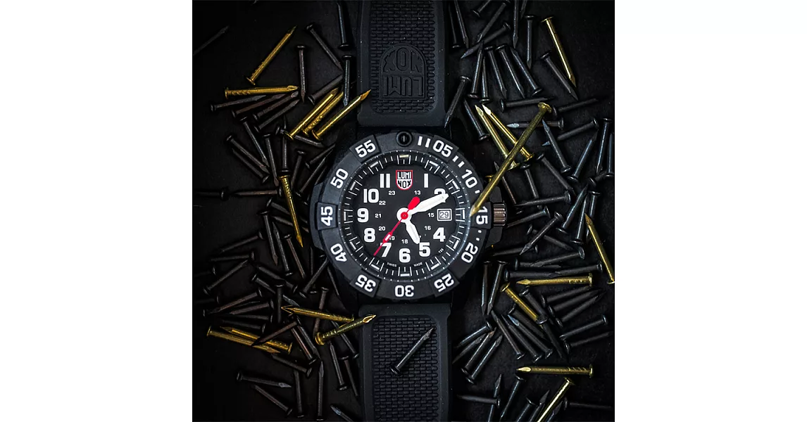 LUMINOX 雷明時NAVY SEAL 3500海豹2代特仕版限量禮盒組 – 黑x白時標/45mm A3501.VP1.SET