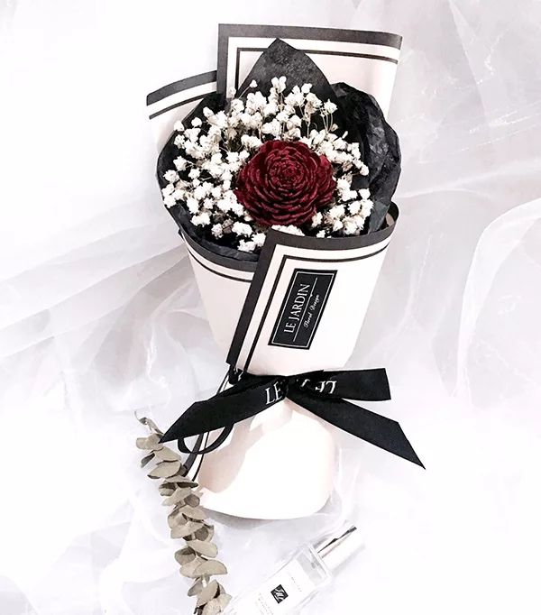 博客來 Lj Flower 詩意花園 Jo Malone玫瑰滿天星香水乾燥花束 小 雅緻白 博客來 Lj Flower 詩意花園 Jo Malone玫瑰滿天星香水乾燥花束 小 雅緻白