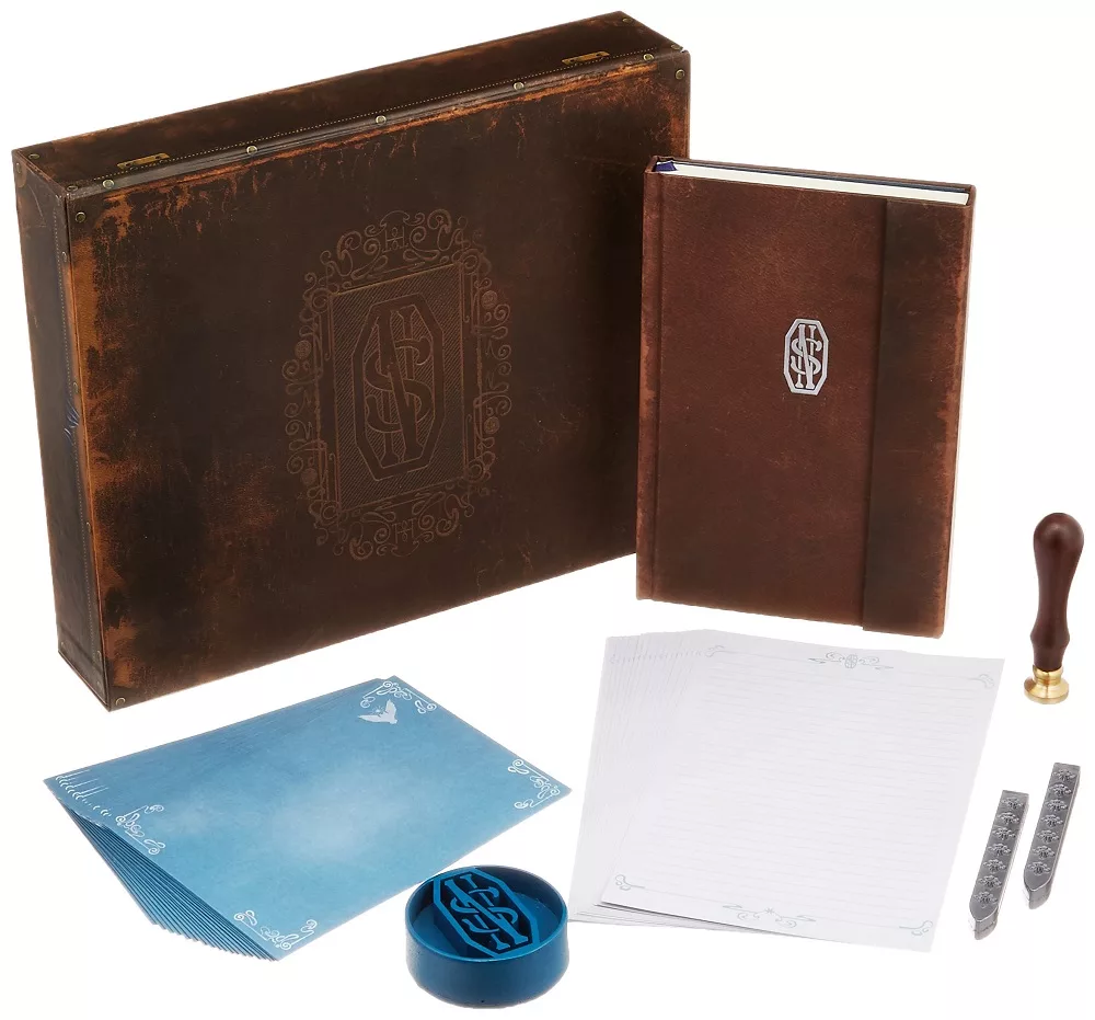 Fantastic Beasts and Where to Find Them Deluxe Stationery Set
