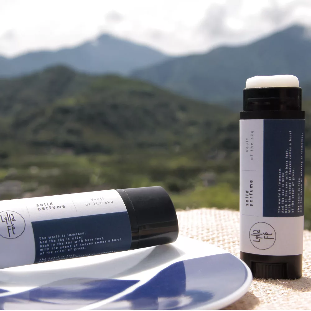 Lilla Fe 蒼穹 香水膏 Vault of the sky Solid perfume