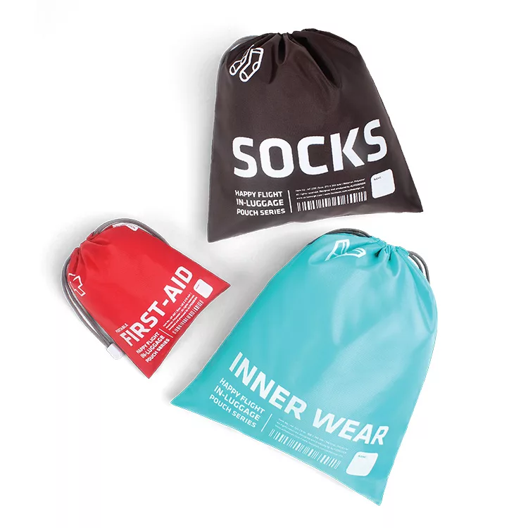 博客來 Alife Hf旅行束口袋萬用組合a 醫藥物品 貼身衣物綠 襪子