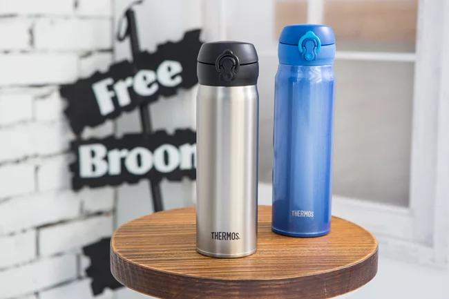 博客來 Thermos 膳魔師 超輕量不鏽鋼真空保溫瓶0 6l Jnl 602 Sbk 不鏽鋼色