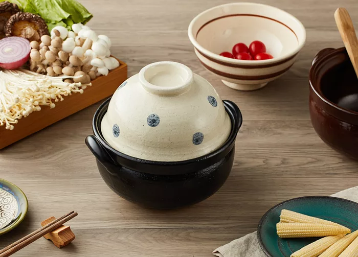 博客來 有種創意 日本萬古燒 兩用蓋碗土鍋 水玉點點 1 1l