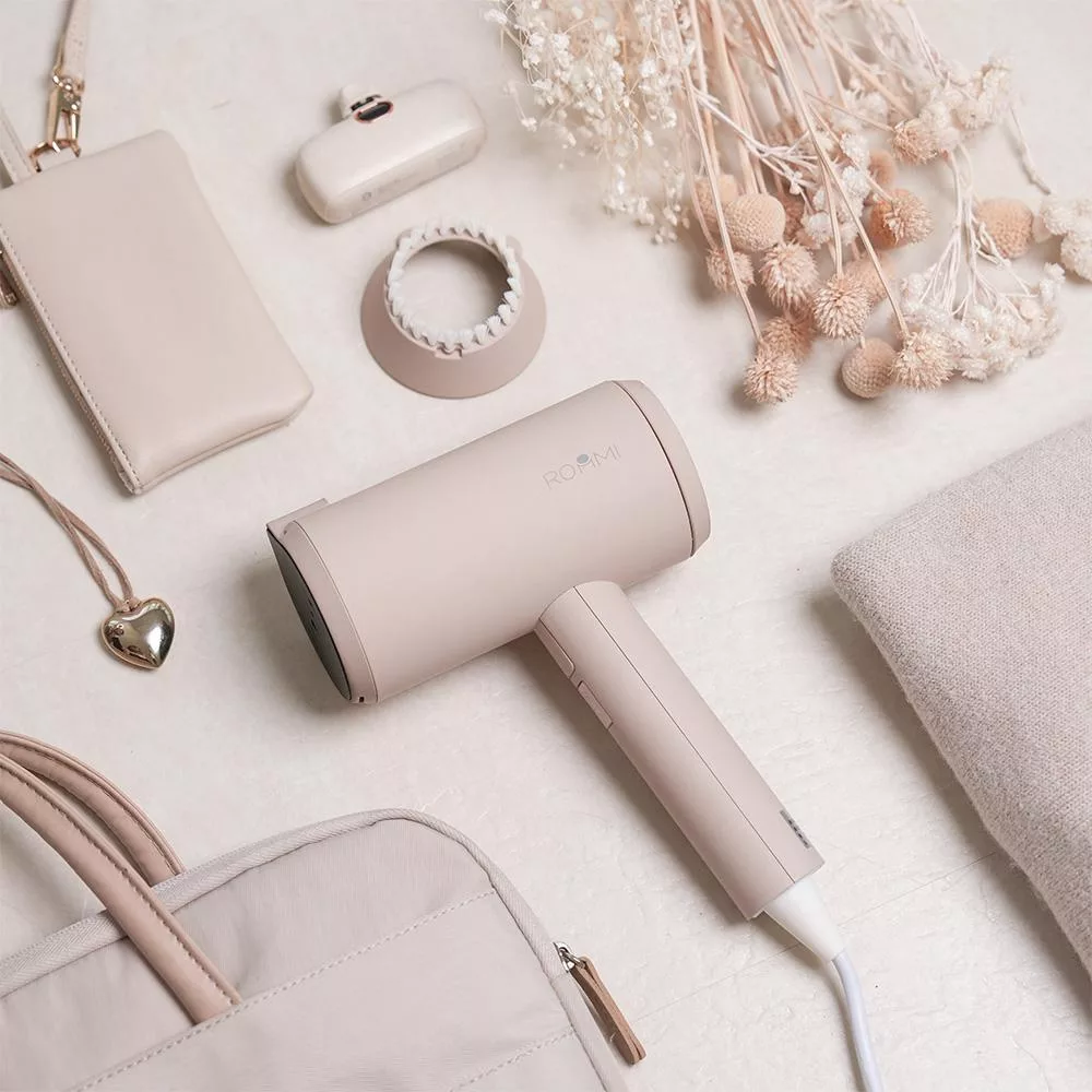 ROOMMI Neat手持蒸氣掛燙機│熨斗掛燙機兩用 奶茶色