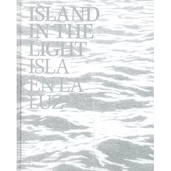 Island in the Light/Isla En La Luz