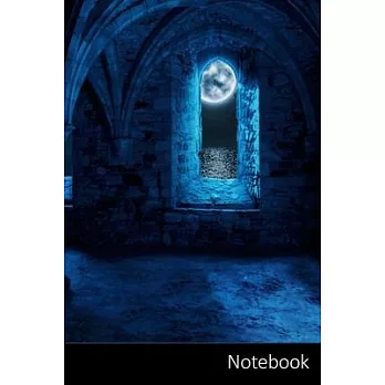 Notebook: Fantasía, Bóveda, La Luna, El Monasterio Cuaderno / Diario / Libro de escritura / Notas - 6 x 9 pulgadas (15.24 x 22.8