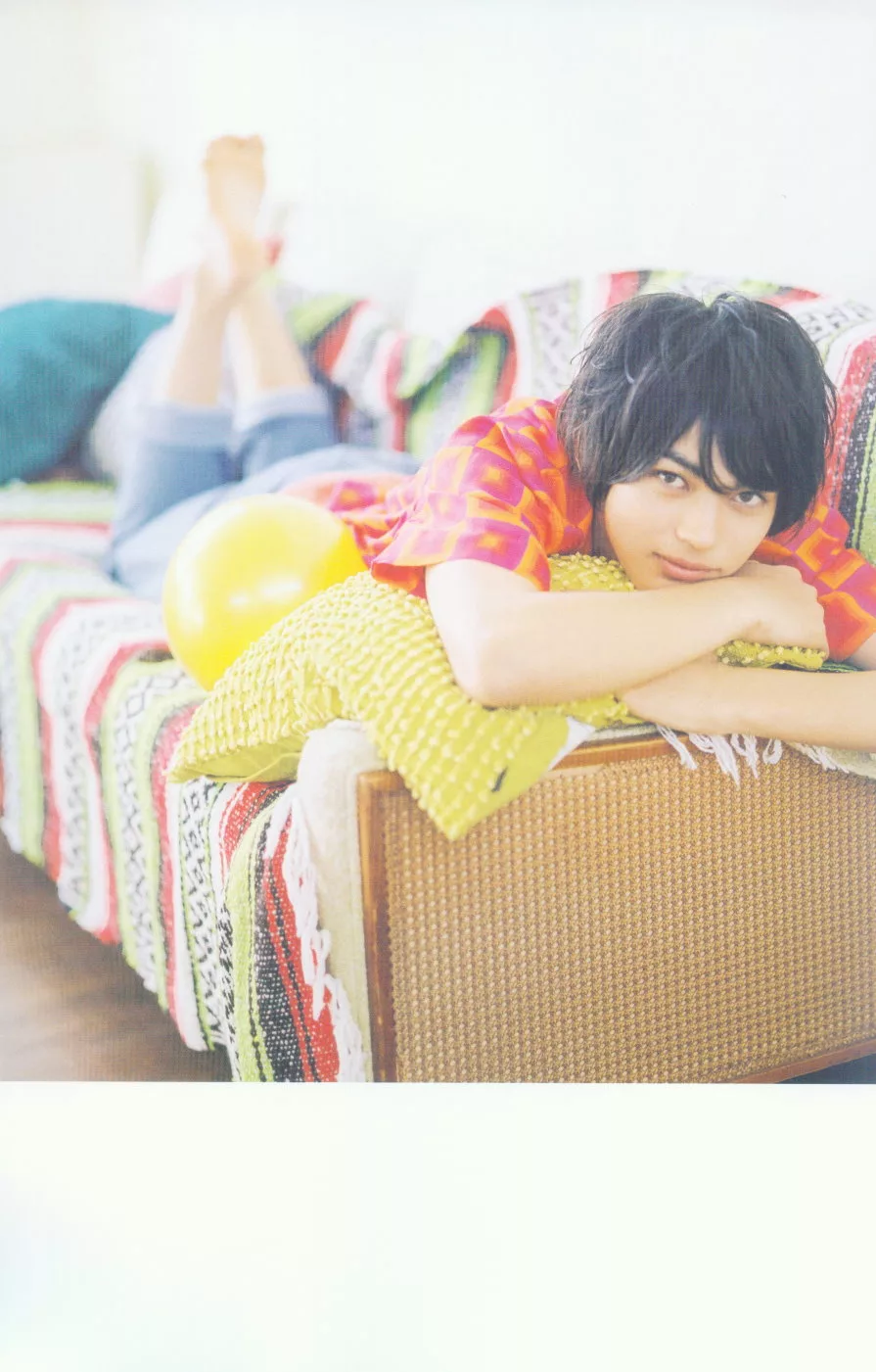 博客來 神尾楓珠1st寫真集 Continue 博客來 神尾楓珠1st寫真集 Continue