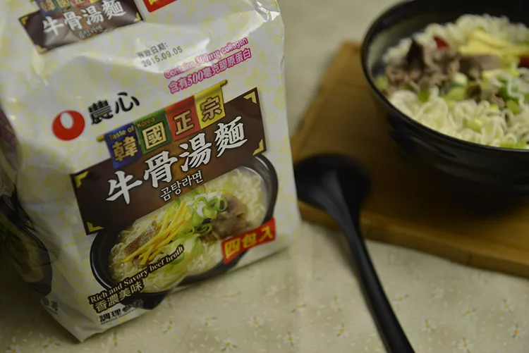 博客來 農心 牛骨湯麵 111g 4包 博客來 農心 牛骨湯麵 111g 4包