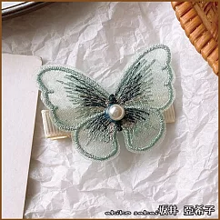 『坂井.亞希子』日本森林系手工刺繡蝴蝶造型髮夾 ─淺綠色
