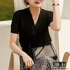 【Jilli~ko】V領時尚氣質微鏤空開扣針織衫 J10098 FREE 黑色