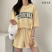 【AMIEE】字母球衣風休閒運動套裝(KDA-052) 2XL 黃色