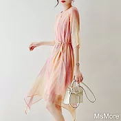【MsMore】 仙女漸變暈染不規則下擺系帶收腰圓領彩色顯瘦絲質七分袖長版洋裝# 117687 M 粉紅色