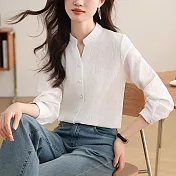 【MsMore】 棉布緹花V領襯衫新款休閒簡約質感薄款長袖短版# 121004 M 白色