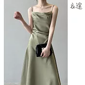 【衣途】法式蕩領緞面吊帶連身裙洋裝(KDDY-B971) M 芥末綠