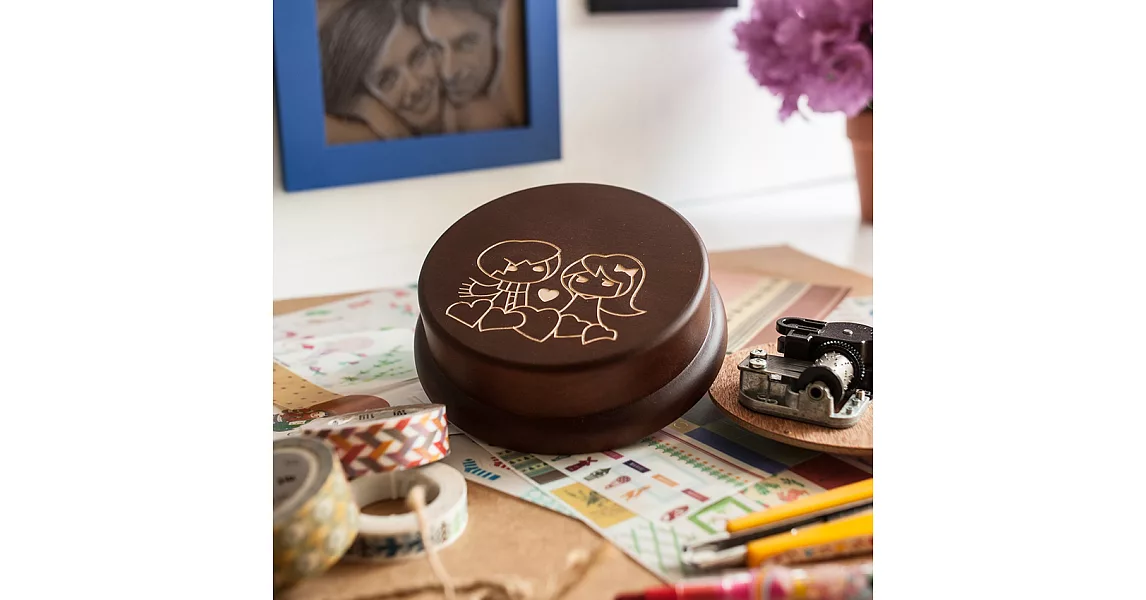 【Sylvia 典藏精品】客製化音樂盒 // 情人節款式 男生愛女生