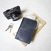 【預購商品】HANDIIN|經典旅程 植鞣手工牛皮革護照夾/護照套 深藍