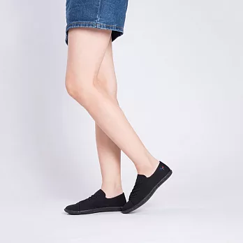 FYE法國環保鞋   台灣寶特瓶纖維(再回收概念,耐穿,不會分解)  女生款休閒鞋---舒適‧簡約。36深黑色