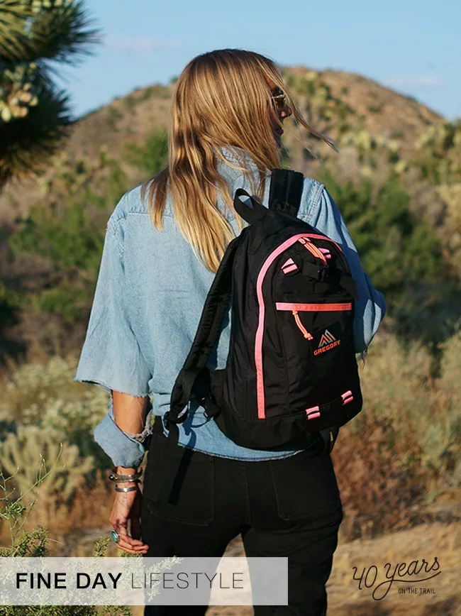 博客來 Gregory 16l Fine Day 日系後背包螢光粉 博客來 Gregory 16l Fine Day 日系後背包螢光粉