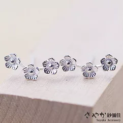 【Sayaka紗彌佳】925純銀花語浪漫三朵花造型耳環 ─單一款式