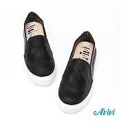 【U】Avivi - 純色經典素面休閒鞋 黑