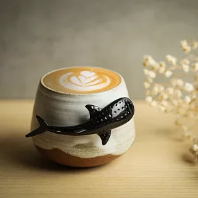 【QUALY】環保材質再製｜鯨鯊手工陶瓷杯