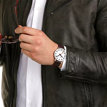 MONDAINE 瑞士國鐵 Classic Vegan 葡萄皮革腕錶/拋光- 40mm 棕色