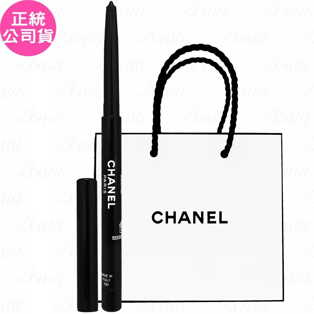 CHANEL香奈兒 絲柔恆採眼線筆(#10 EBANE) 0.3g,搭配原廠紙袋包裝,為您帶來絲滑柔順的完美眼線效果。專櫃公司貨,品質保證,適用各種膚質,讓您的雙眼更加迷人。 CHANEL香奈兒 絲柔恆採眼線筆 #10 EBANE 0.3g 公司貨 紙袋包裝 眼部彩妝