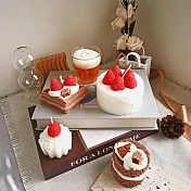 O’Pretty 歐沛媞 手工香氛蠟燭-四吋草莓鮮奶油蛋糕(12X12X12cm)