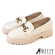 【Pretty】女 樂福鞋 小皮鞋 英倫學院風 漆皮 鋸齒 厚底 台灣製 JP23 米色