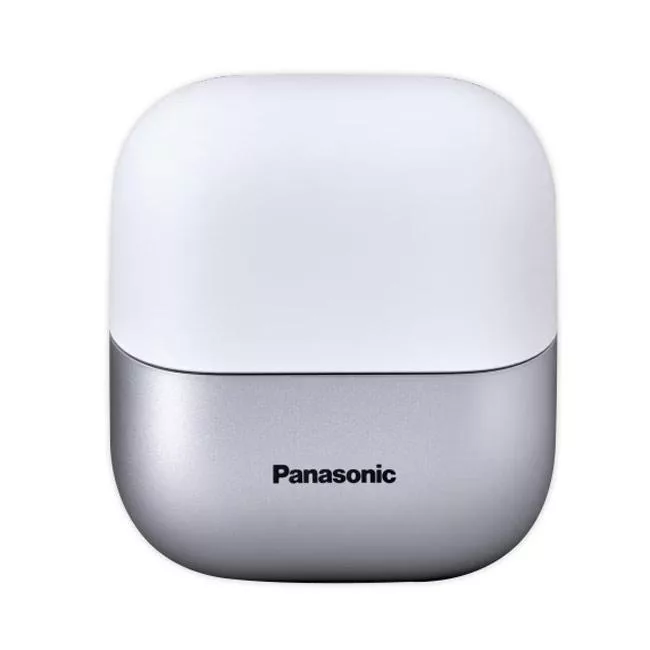 Panasonic國際牌掌上型3枚刃充電式電鬍刀(天使白) ES-CM3A-W