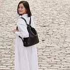 Kissora Tokyo|日本職人手作 牛皮多夾層肩背/後背包 黑色